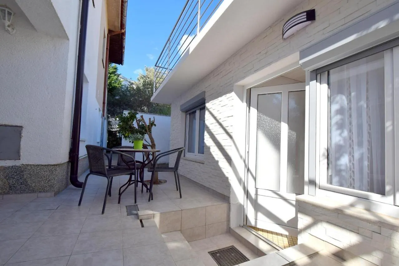 Apartments Buturajac Krk Town