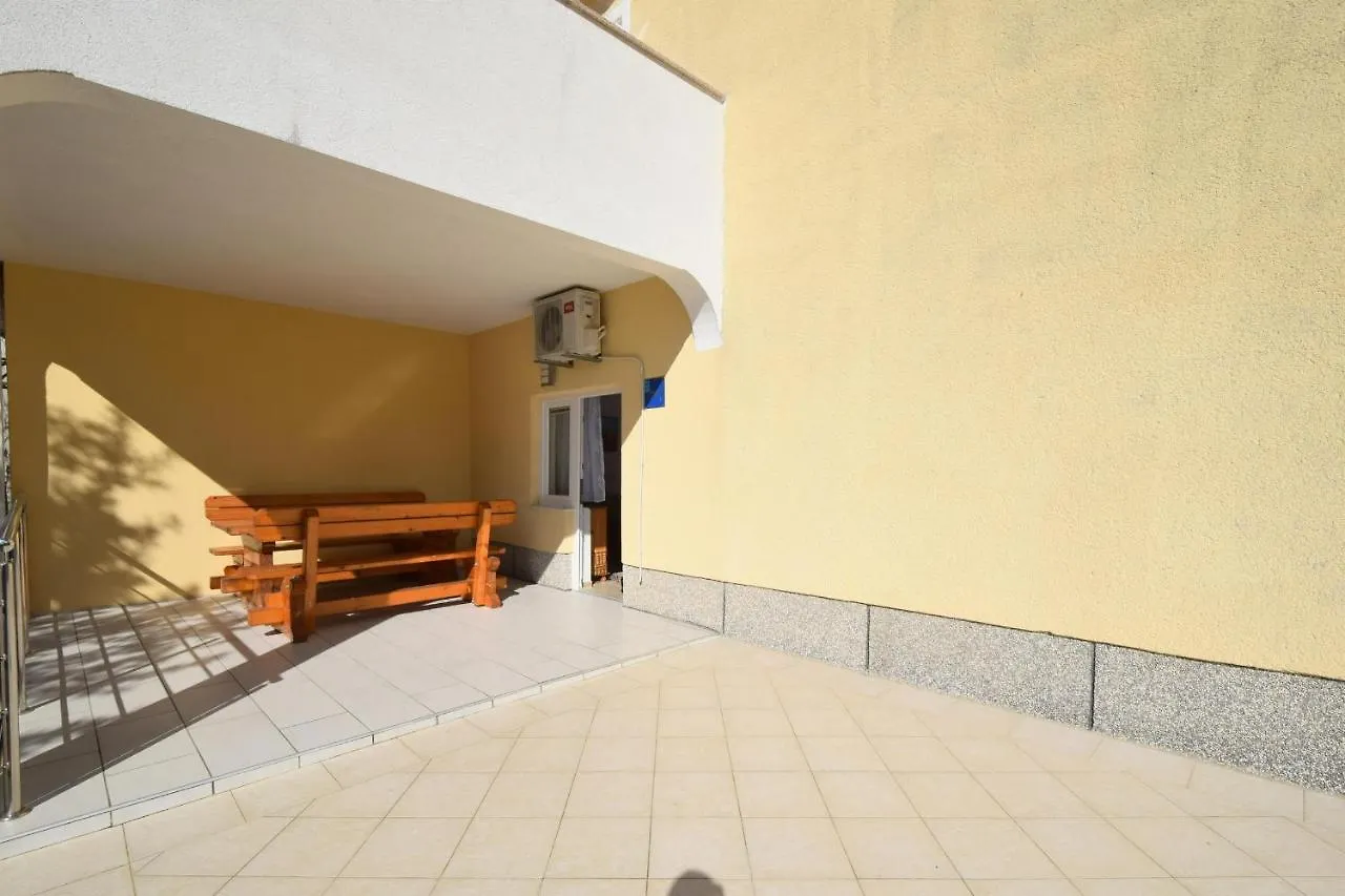 Apartments Buturajac Krk Town